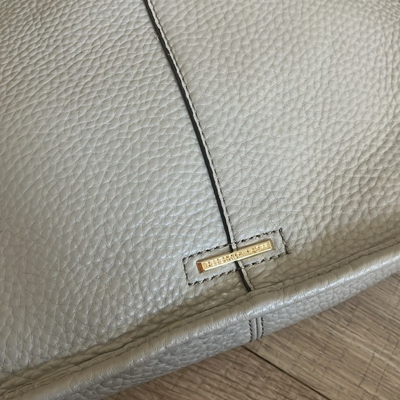 Rebecca Minkoff - Unlined Feed Bag - Picture 3 of 5